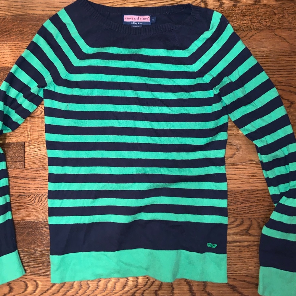 Women’s Vineyard Vines Sweater